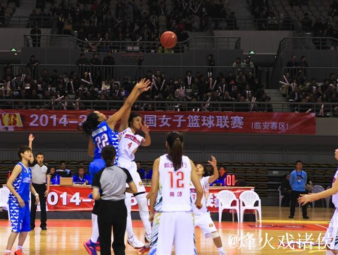 击败浙江稠州银行，拿下主场首胜！