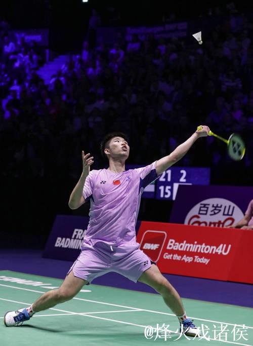石宇奇战胜翁泓阳 晋级世锦赛四强